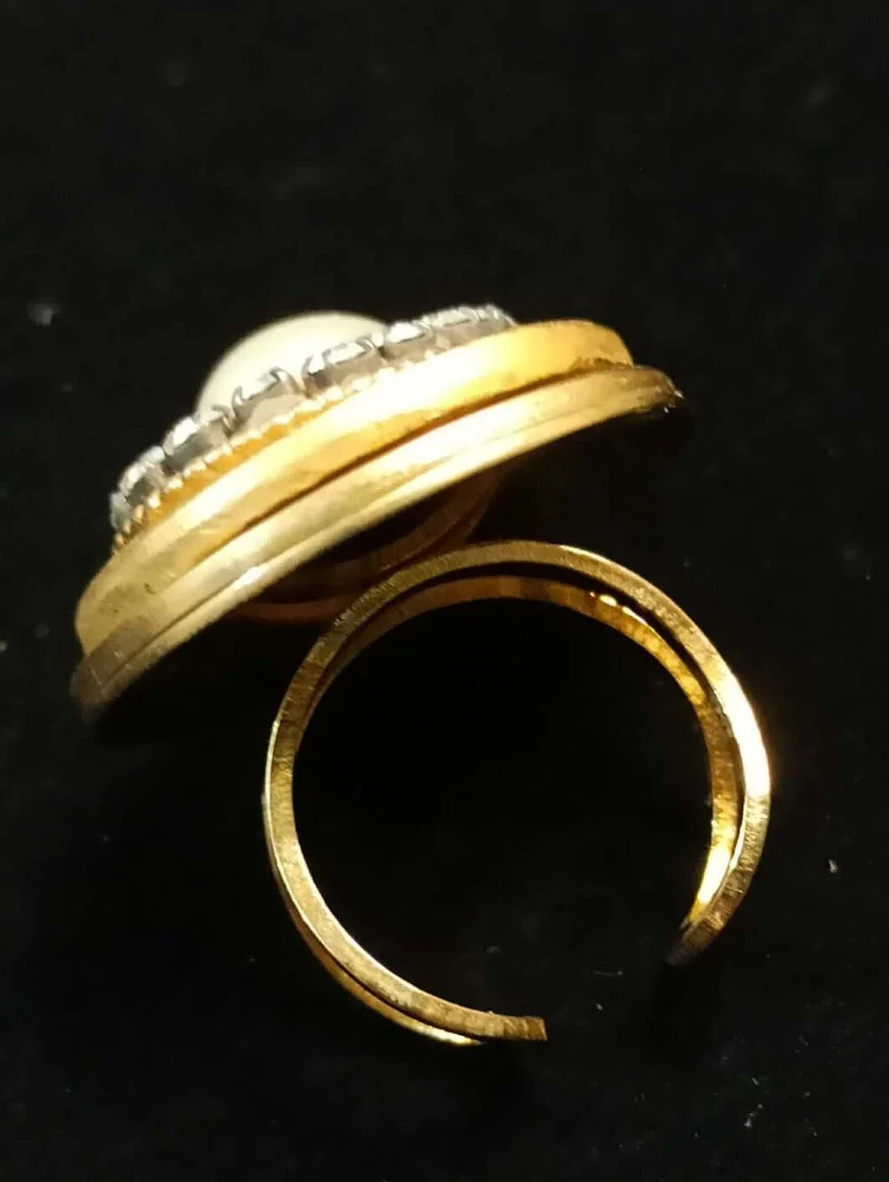 Vintage 80’s Faux Pearl Rhinestone Gold Tone Ring Adjustable Statement Ring